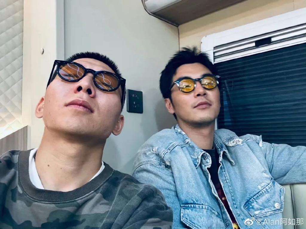 说他隐婚生子？这真不能叫塌房，是结婚的时候没叫你而已！
