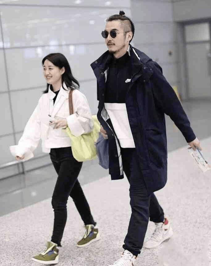 说他隐婚生子？这真不能叫塌房，是结婚的时候没叫你而已！