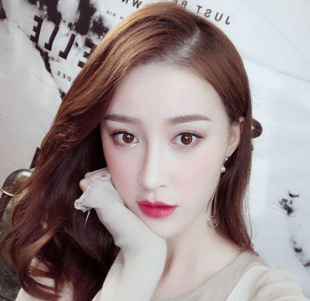 任嘉伦兰贺绯闻愈演愈烈，旧照被扒曾在同一选秀