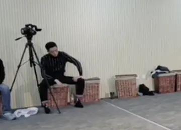 刚火就发疯,挺狂啊