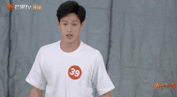 刚火就发疯,挺狂啊