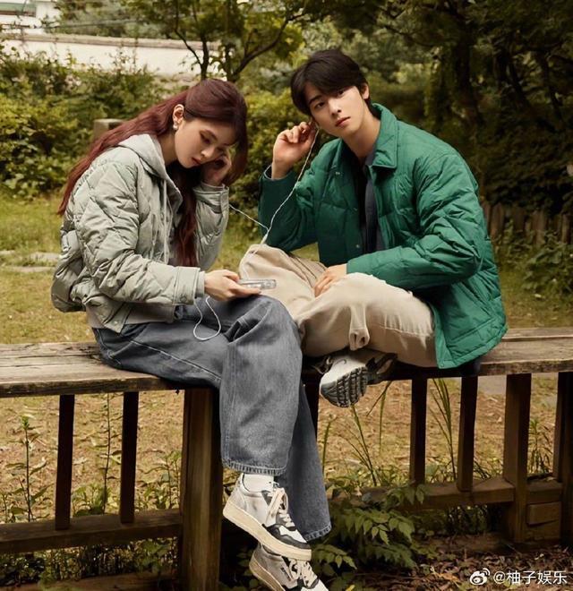 韩素希车银优合体拍广告 并肩听音乐浪漫氛围感满满