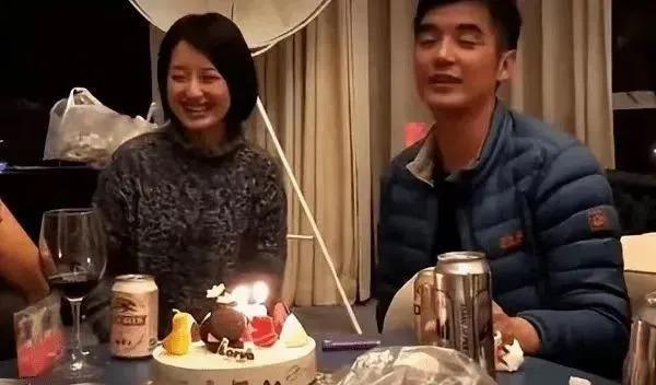 这不叫塌房，应该是结婚时没请你…