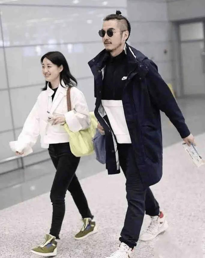 这不叫塌房，应该是结婚时没请你…