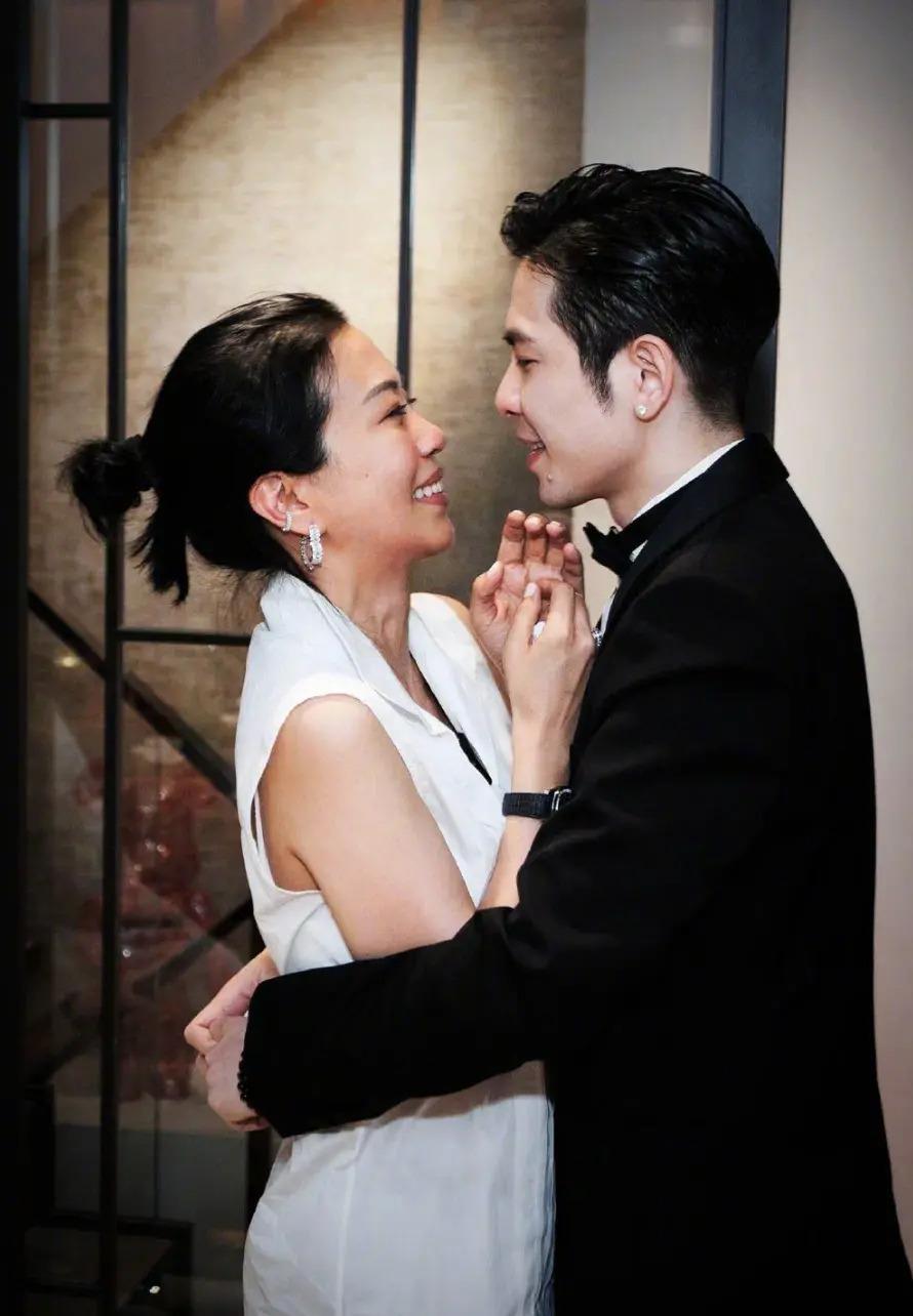 这不叫塌房，应该是结婚时没请你…