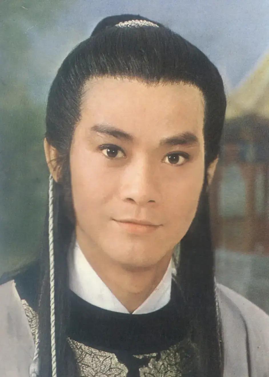 女儿自杀身亡，国民好老公抛妻弃子？！