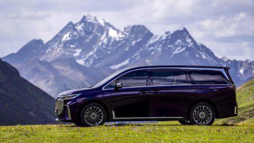 2024 款岚图梦想家 MPV 开启预订，将于 10 月 12 日上市并交付