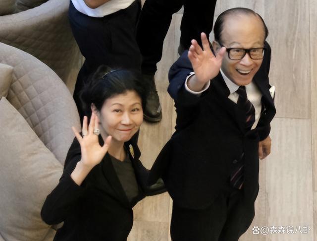 95岁李嘉诚罕见受访面容消瘦，退休5年集团捐款逾30亿