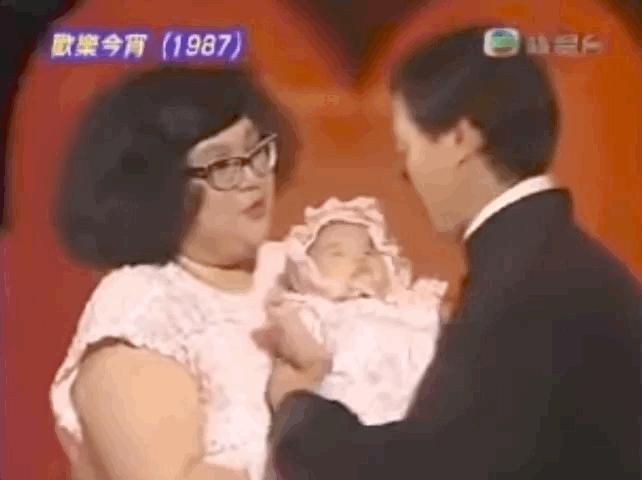 大女自杀，二女天后，秋官和他的四个女儿……