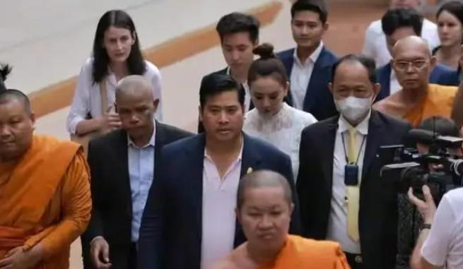 又多了一个新孩子？