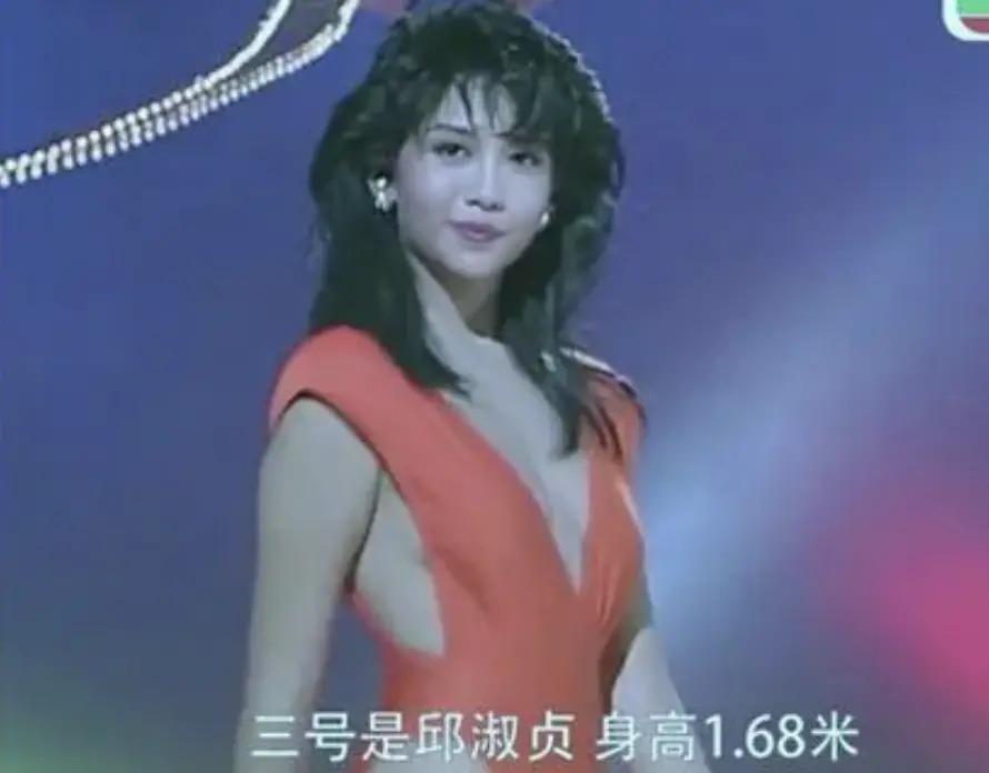 还记得邱淑贞女儿沈月吗？和妈妈越来越像了？