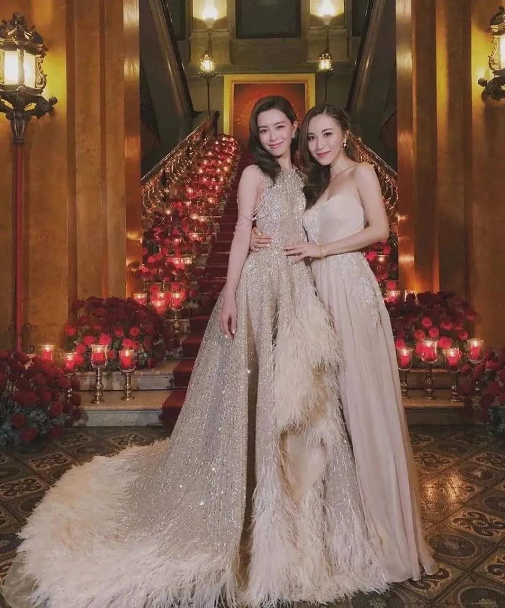 还记得邱淑贞女儿沈月吗？和妈妈越来越像了？