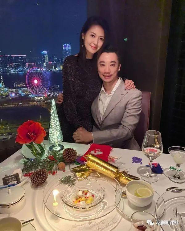 港姐冠军与10亿男友飞巴厘岛，两人似预演婚礼力证感情不变