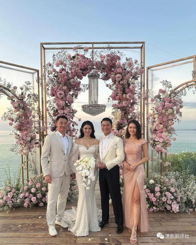 港姐冠军与10亿男友飞巴厘岛，两人似预演婚礼力证感情不变