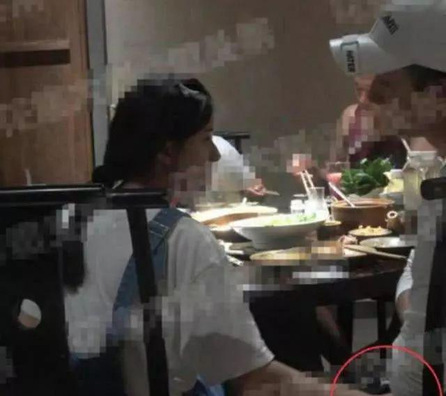 姐弟恋实锤，女方怀孕，别墅养胎？
