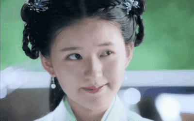姐弟恋实锤，女方怀孕，别墅养胎？