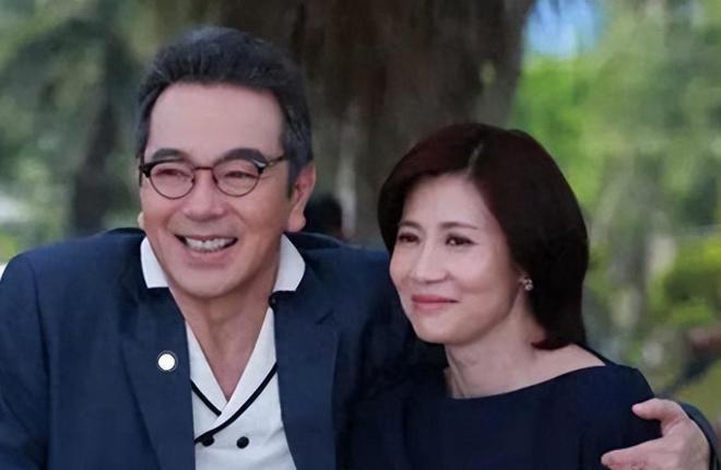 张晨光长子将完婚，豪掷300万宴客，儿媳身份曝光