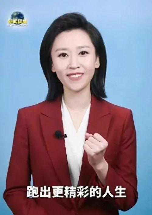 新闻联播90后美女主播受力捧!大量生活照曝光,清纯撞脸刘亦菲