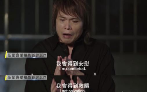 “又土又丑，他靠摆烂又红了”