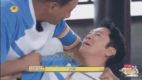 拒绝那英娶富婆，60后“甜豆”凭什么？