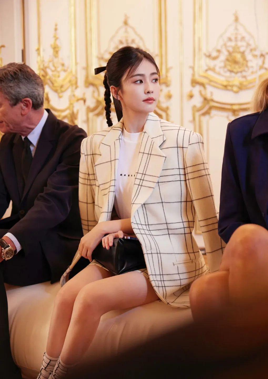 95花、85花，谁更能撑住场子，时装周走一圈就知道了！