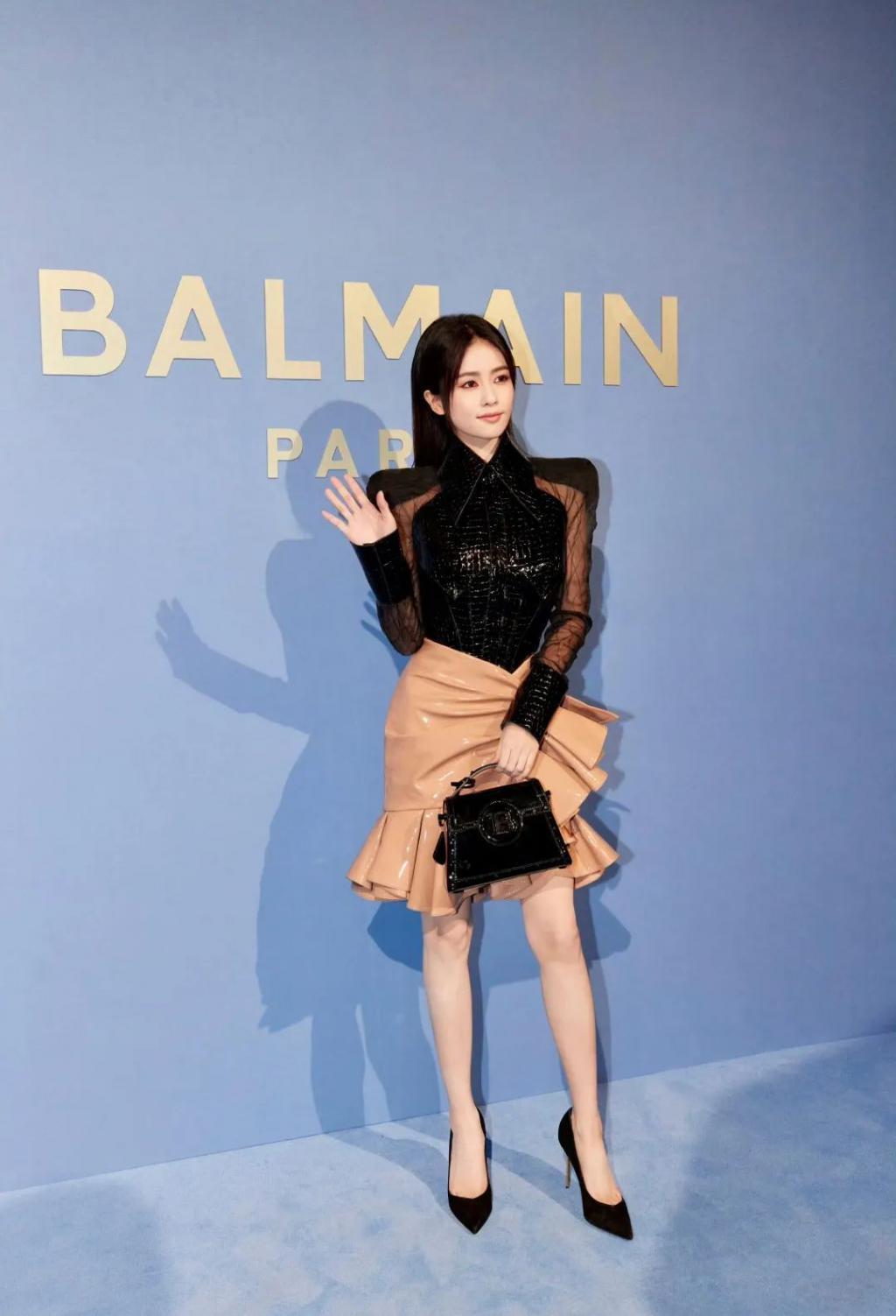 95花、85花，谁更能撑住场子，时装周走一圈就知道了！