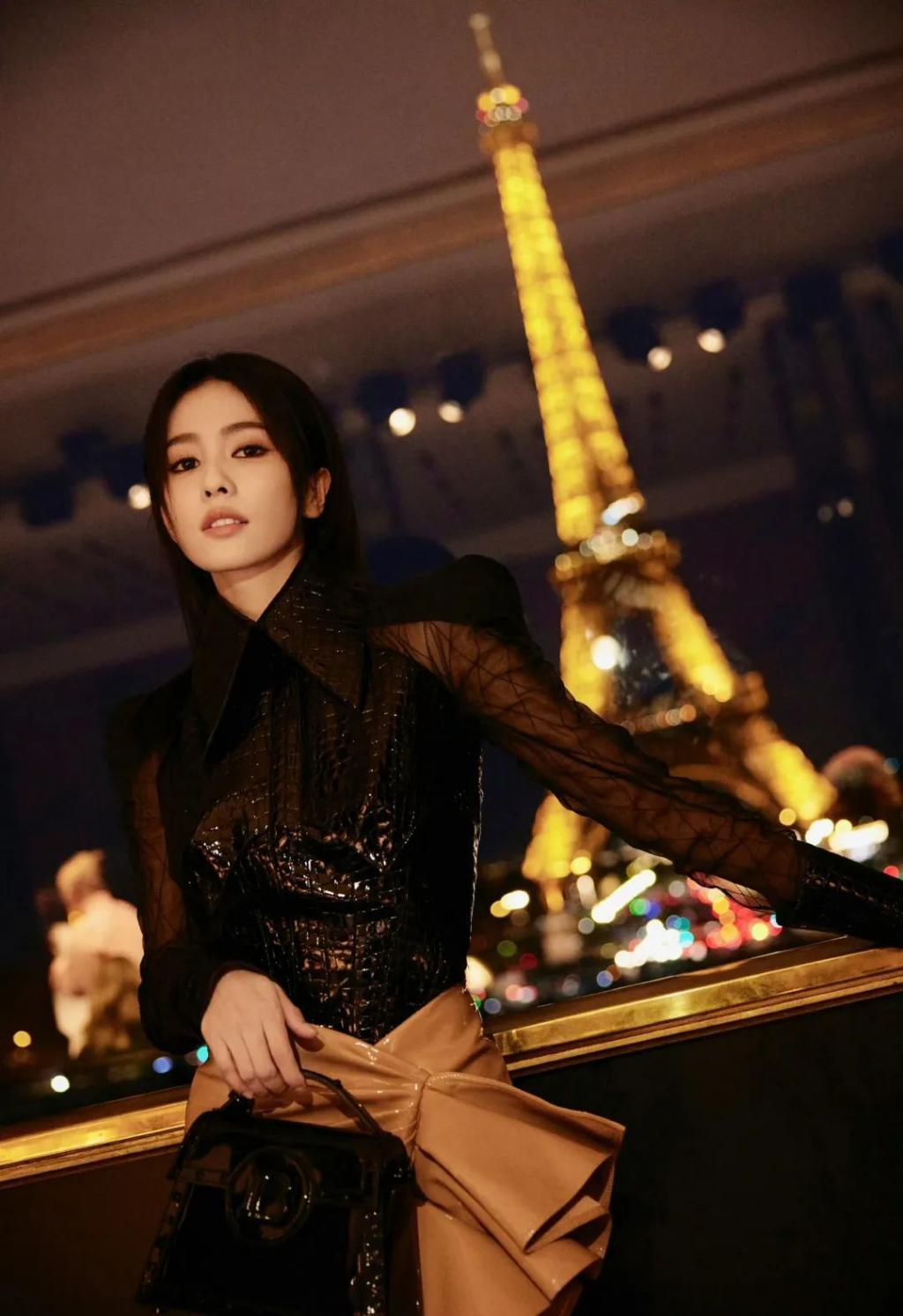 95花、85花，谁更能撑住场子，时装周走一圈就知道了！