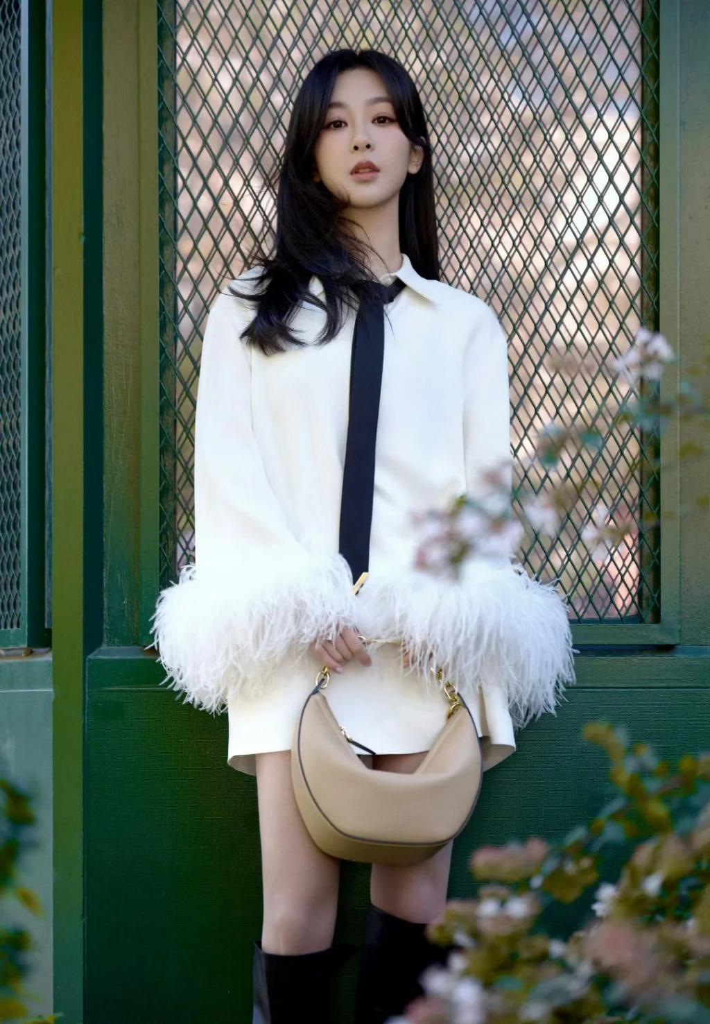 95花、85花，谁更能撑住场子，时装周走一圈就知道了！