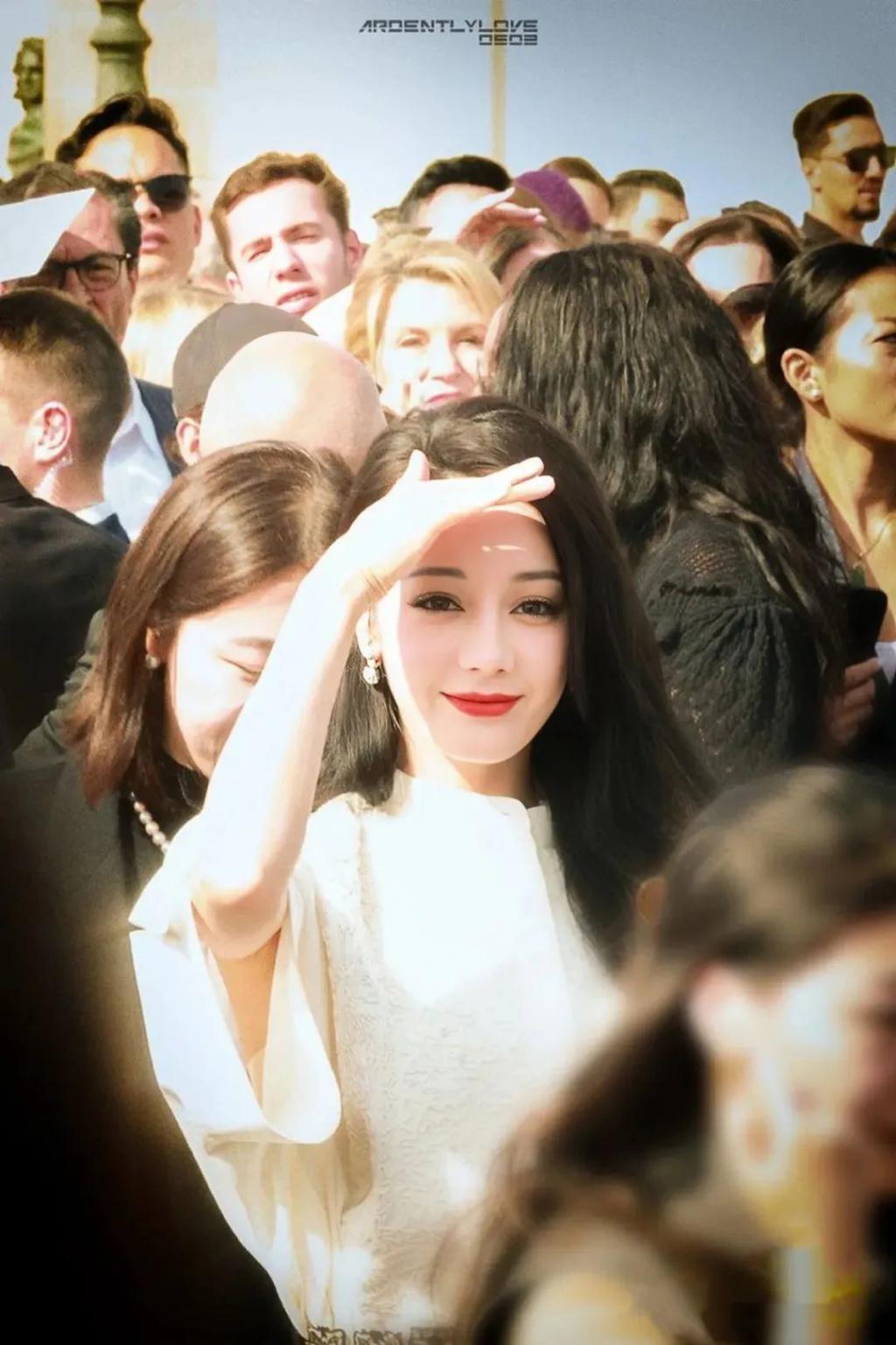 95花、85花，谁更能撑住场子，时装周走一圈就知道了！