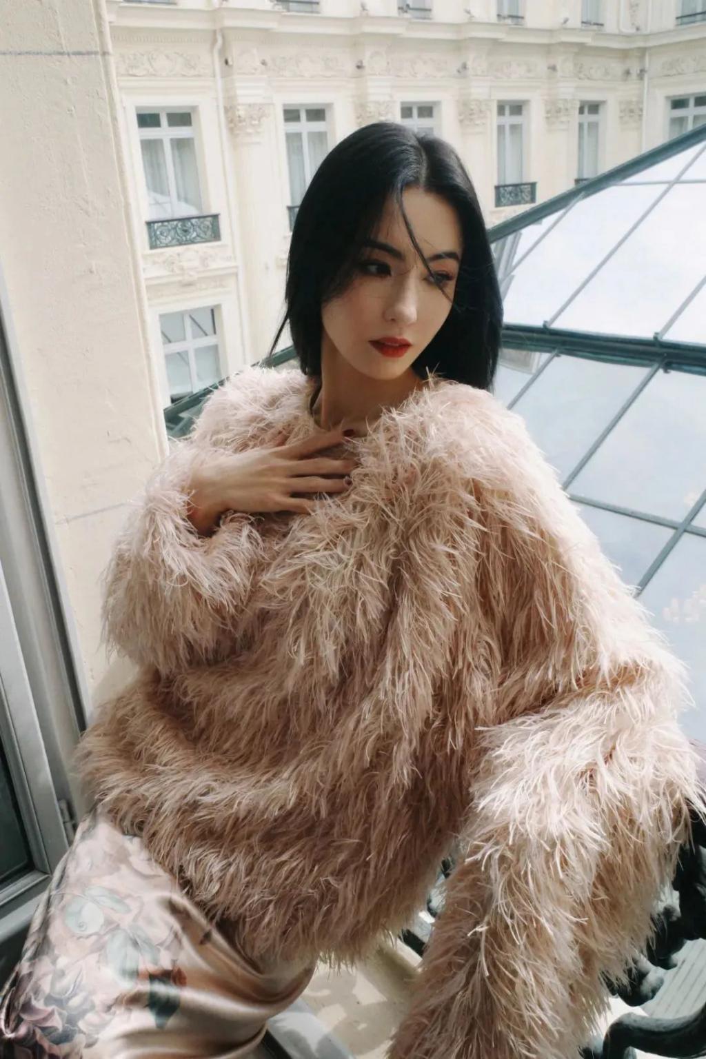 95花、85花，谁更能撑住场子，时装周走一圈就知道了！