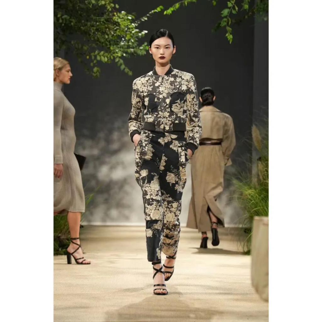 95花、85花，谁更能撑住场子，时装周走一圈就知道了！