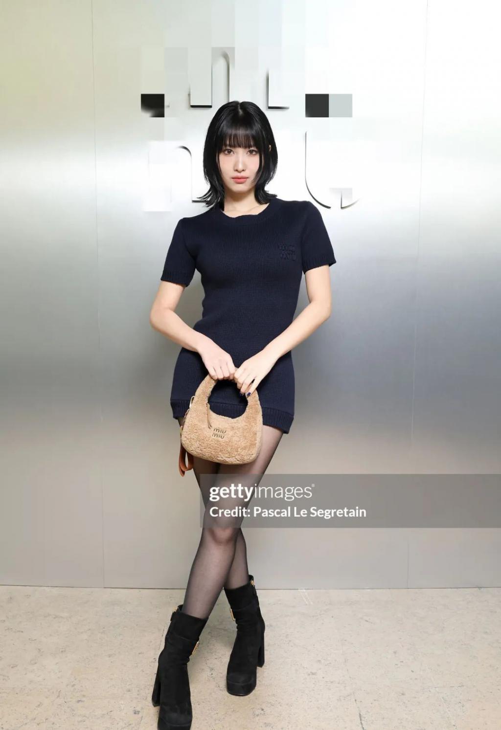 出席活动被指油腻显老？网友对女爱豆真的好严格