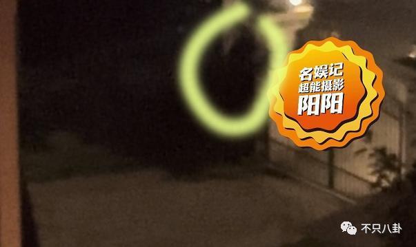 不仅恋爱还把女友锁别墅？这下都在担心他还能不能红了！