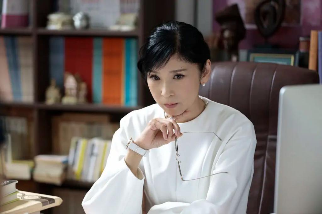 一夜之间，又一个女偶像被毁了