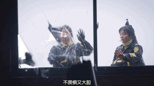 单日票房25.7亿，姐姐杀疯了！