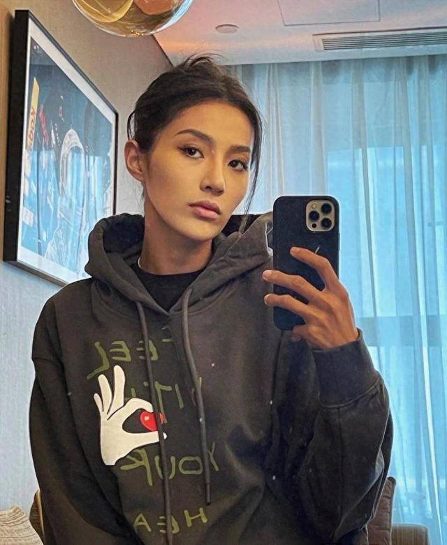 黄宗泽被曝结婚生子，老婆是女星万籽麟，网友纷纷祝福