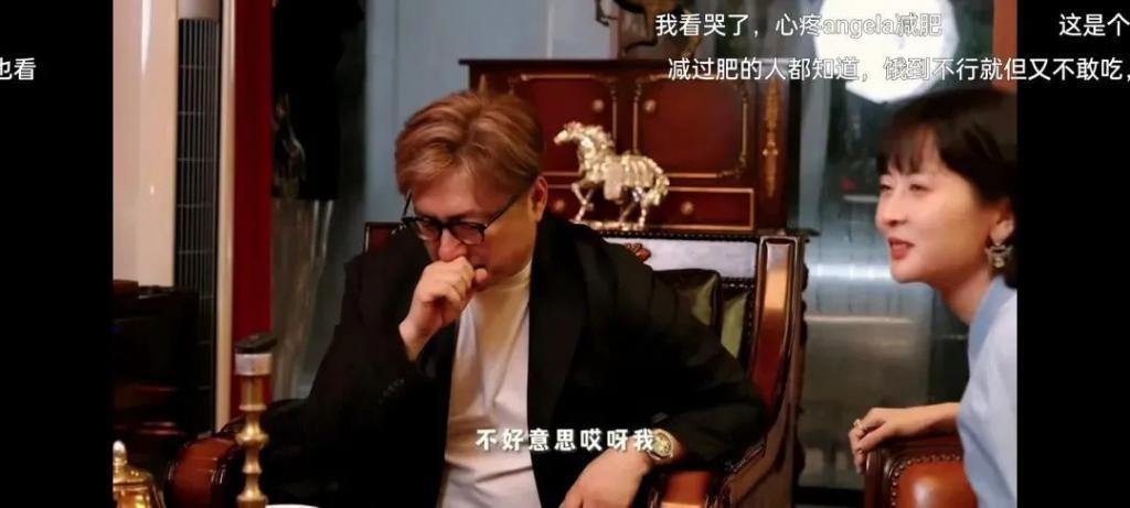 王岳伦首次回应离婚原因，哽咽到说不下去