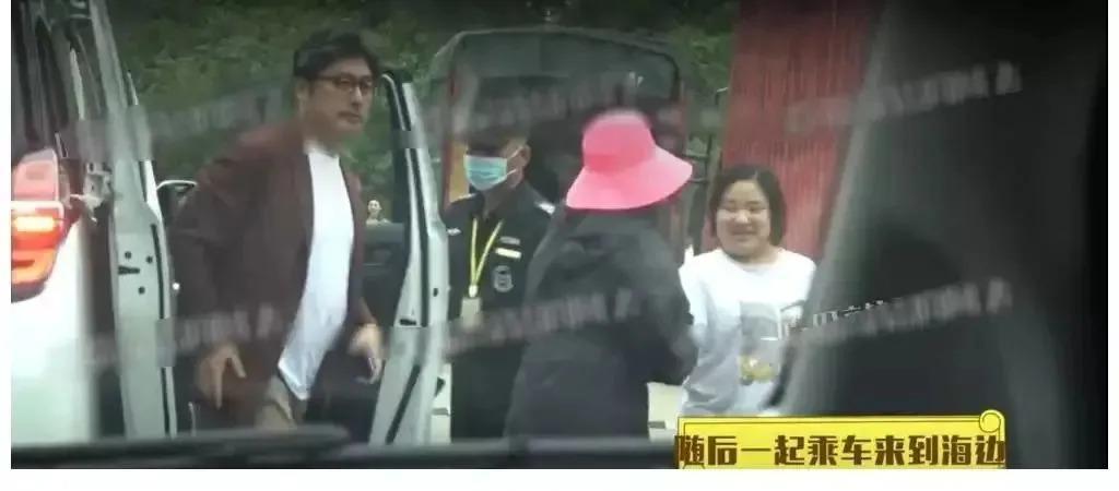 王岳伦首次回应离婚原因，哽咽到说不下去