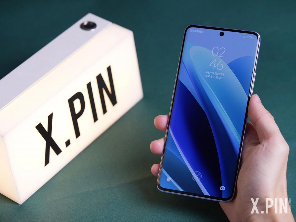 不到2000的红米用上2亿像素镜头，什么叫力大砖飞啊？