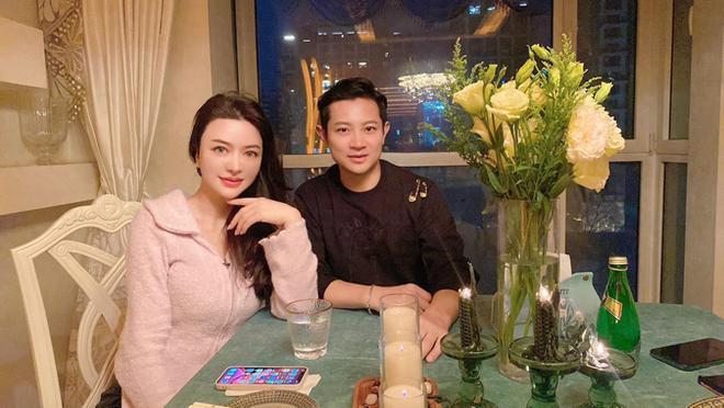 54岁罗中旭被曝隐婚生子！小三晒亲密照，证明其婚内出轨