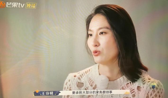 骂她忘恩负义？倒也不必