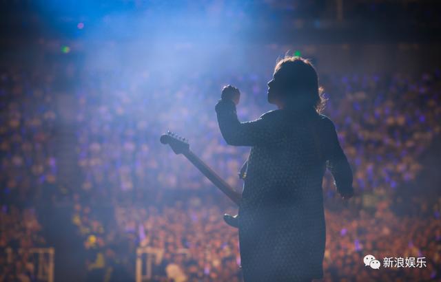 过气老爱豆，正在成为新顶流