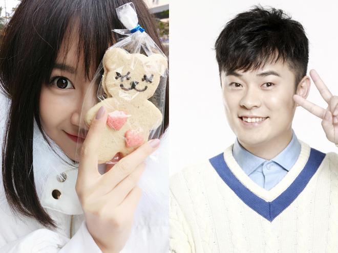 陈赫携家人现身看张子萱笑容宠溺 俩女儿穿姐妹装