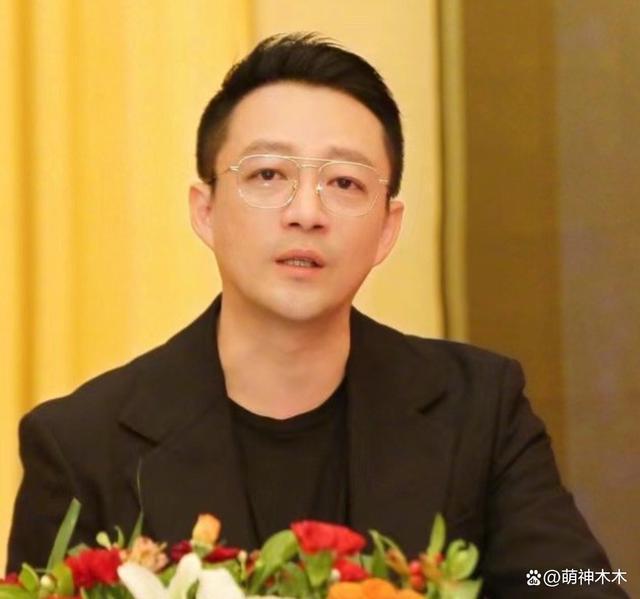 汪小菲连线称还爱大S，转头给多名女网红刷礼物秒打脸