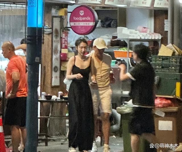 汪小菲连线称还爱大S，转头给多名女网红刷礼物秒打脸