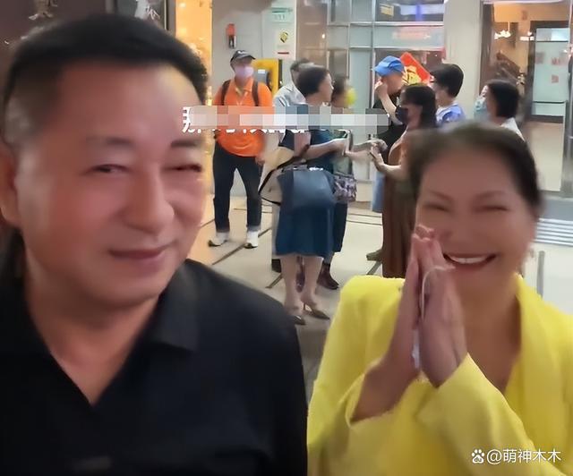 汪小菲连线称还爱大S，转头给多名女网红刷礼物秒打脸