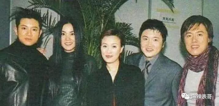 隐婚生子吃软饭，比年轻人还会玩？