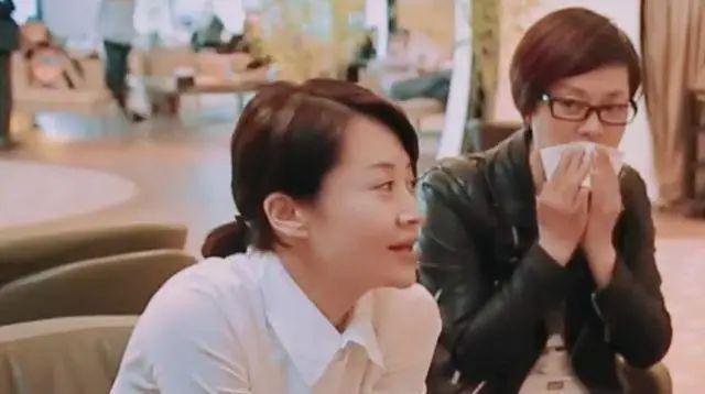 高圆圆毛阿敏文淇同框，状态一目了然，我直呼赵又廷有福气