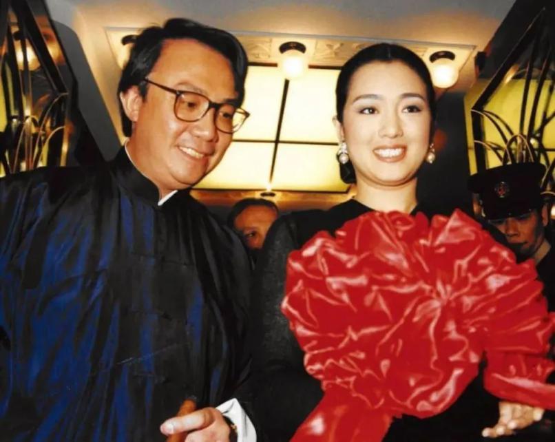 女儿混顶级名媛圈？“巩皇”艳压红毯背后,“上海滩”大佬人脉广