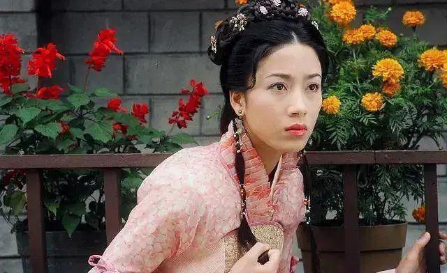 官宣！国民影后大婚，男方被锤脚踏四只船…